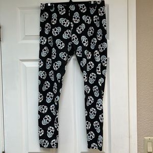 No Boundaries Sugar Skull Leggings-Size L (11-13)   NWOT